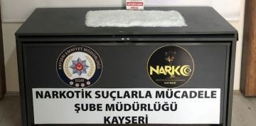 Narkotik ekipleri 2 kilo 15 gram uyuturucu madde ele geirdi