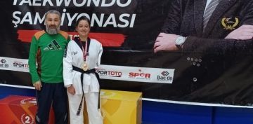 Taekwondo Trkiye ampiyonasnda Kayserili sporcu ampiyon oldu