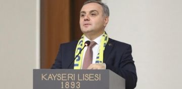 Rektr Prof. Dr. Altun, Kayseri Lisesinde  renciler ile Bir Araya Geldi