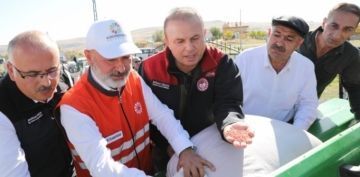 BAKAN OLAKBAYRAKDAR, KIRSAL MAHALLELERDE RNEK HZMETLERE MZA ATIYORUZ