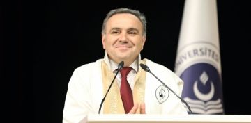 ER Eitim Fakltesi Yeni Mezunlarn Verdi