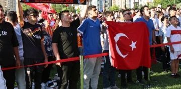 MLL HEYECAN YNE TALAS'TA