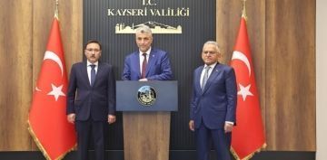 Ticaret Bakan Sayn Prof. Dr. mer Bolat Valiliimizi Ziyaret Etti