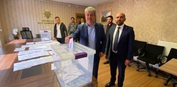 AK Parti Milletvekilleri Delege seimleri iin oylarn kulland