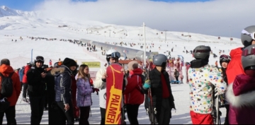 Erciyes Kayak Merkezi'nde hafta sonu younluu