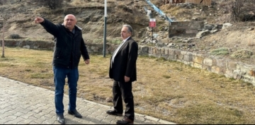 ZNCDERE 100. YIL MESRE ALANINDA KILIK BAKIM NCELEMES