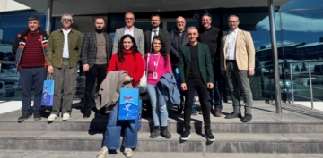 NGLTERENN NDE GELEN KI TURZM ACENTELER ERCYES KEFETT