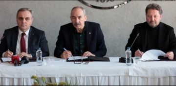 AKADEM�K AKIL �LE T�CAR� ZEK� BULU�TU