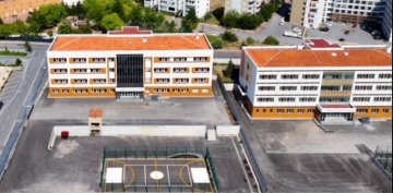 BÜYÜKŞEHİR’DEN EĞİTİME “YEŞİL” DOKUNUŞ: 3 OKULUN ÇEHRESİ DEĞİŞTİ