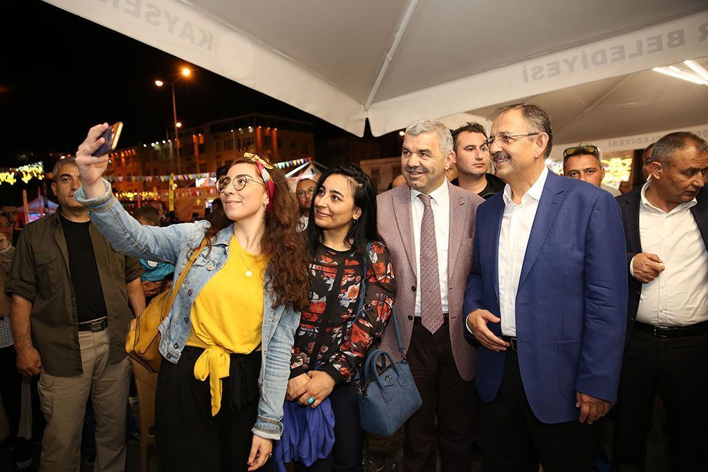 Ramazan Sokağı'nda Yoğun İlgi Devam Ediyor