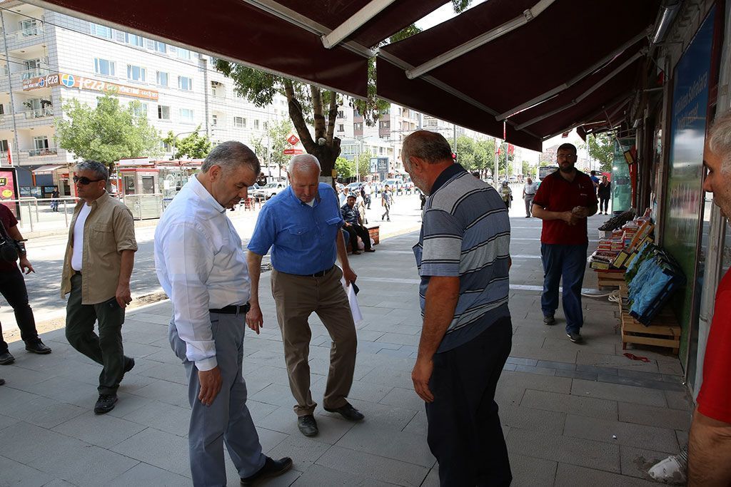 Başkan Çelik Yol Çalışmalarını İnceledi
