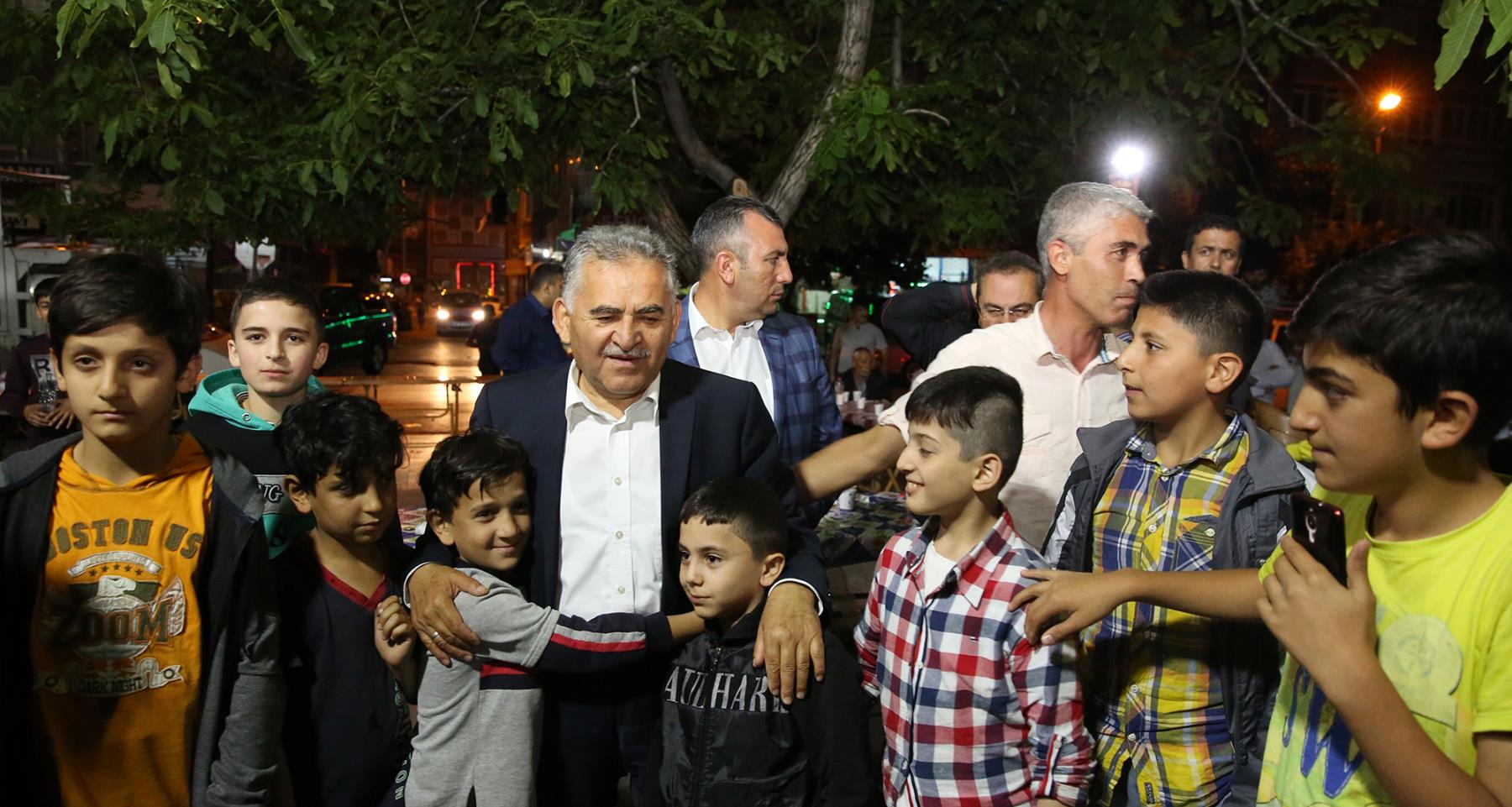 Başkan Memduh Büyükkılıç, Küçükmustafa Mahallesi Kentsel Dönüşüme Hazır…