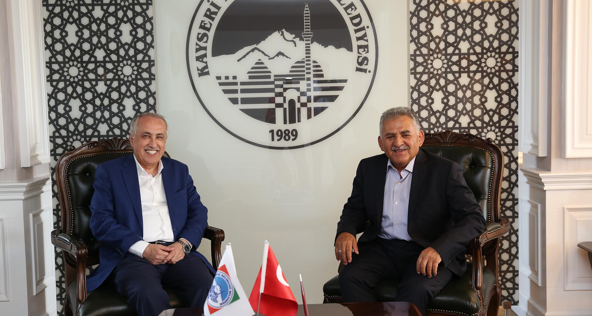 İlim Yayma Cemiyeti Genel Başkanı, Melikgazi Belediyesini Ziyaret Etti