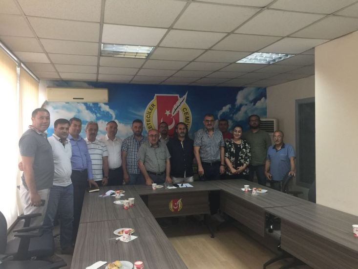 İlimizde yayın yapan, bölgesel ve yerel radyo yöneticileri cemiyet'te toplantı düzenledi.