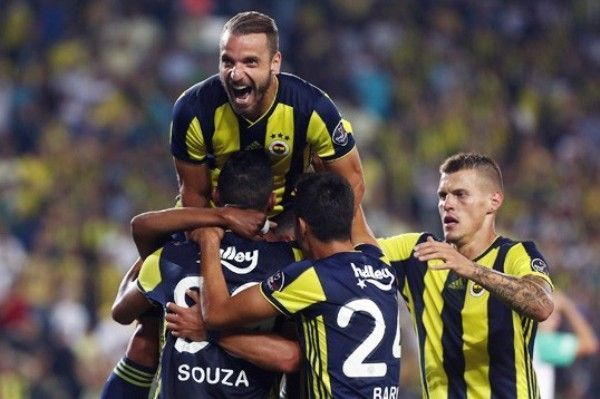 Fenerbahçe Kader Maçına Çıkıyor