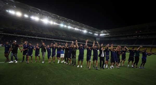 Fenerbahçe Yönetiminden Anlamlı Mesaj
