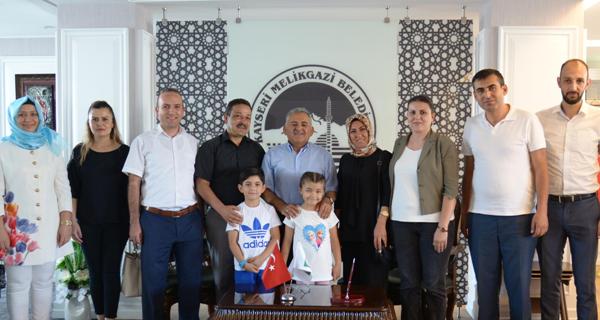 Başkan Büyükkılıç Öğretmenle Buluştu