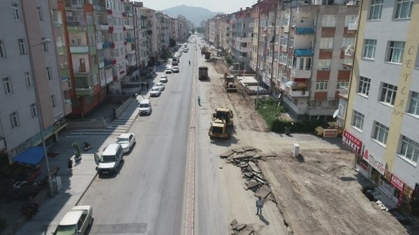 Kocasinan’da Yenileme Çalışmaları Devam Ediyor