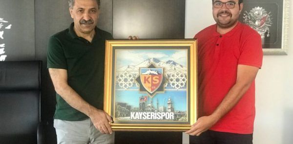 Kayserispor’lu Taraftarlar Başkan Bedir’i Ziyaret Etti