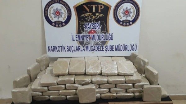 Emniyet’ten Uyuşturucu Tacirlerine Operasyon