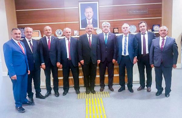 Belediye Başkanlarından Özhaseki'ye Hayırlı Olsun Ziyareti