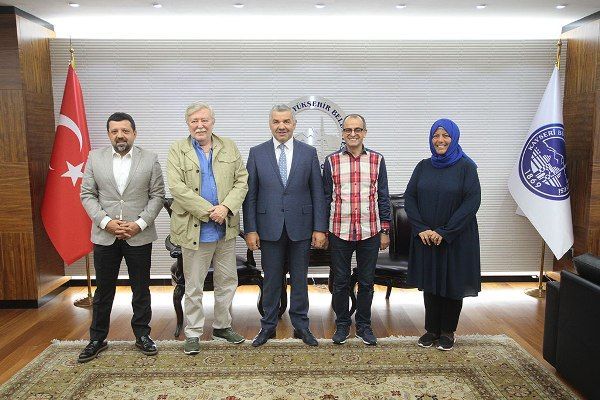 Star Gazetesi Yazarları Büyükşehir'de