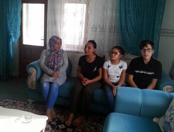 Bayan Kamçı Aile Ziyaretlerine Devam Ediyor