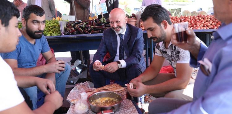 Başkan Çolakbayrakdar İle Esnaf El Ele