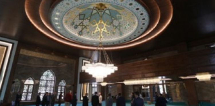 cami de mükemmel akustiği de