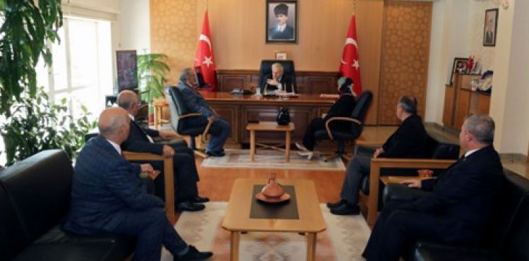 Muhtarlardan Vali Kamçı’ya Ziyaret
