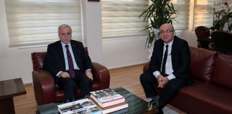 Vali Kamçı Veda Ziyaretlerine Devam Ediyor