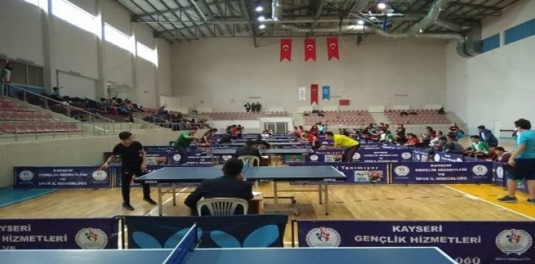 Okullar arası Genç Erkekler Masa Tenisi İl Birinciliği tamamlandı