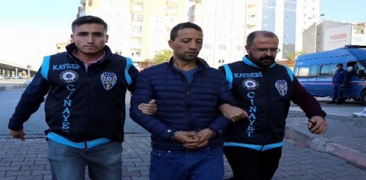 AVM'de karısını öldüren kocaya 17 buçuk yıl hapis