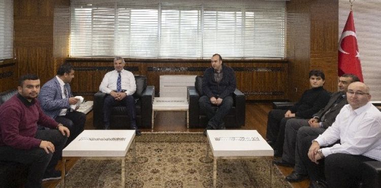 Engelli derneklerinden Başkan Çelik'e teşekkür ziyaretleri