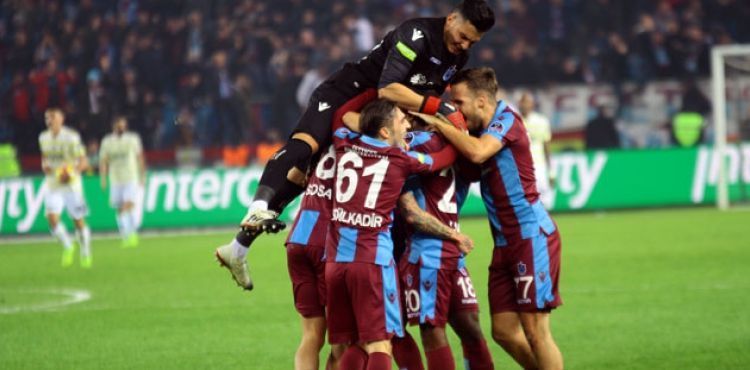 Trabzonspor ilk peinde!