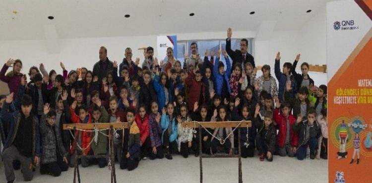 Bilim Merkezi'ne 1 haftada 10 bin ziyaretçi