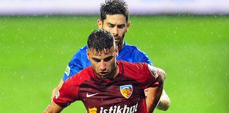 Deniz Türüç siftah yaptı