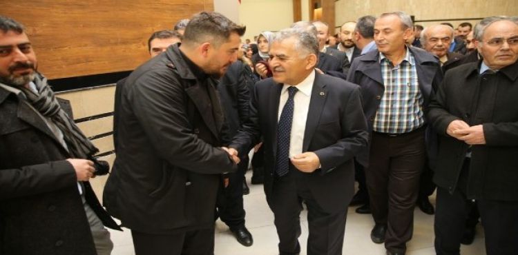 Başkan Büyükkılıç tebriklere teşekkür etti