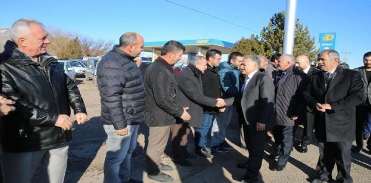 Başkan Büyükkılıç, 4 ilçe gezileri ile halkla buluşuyor