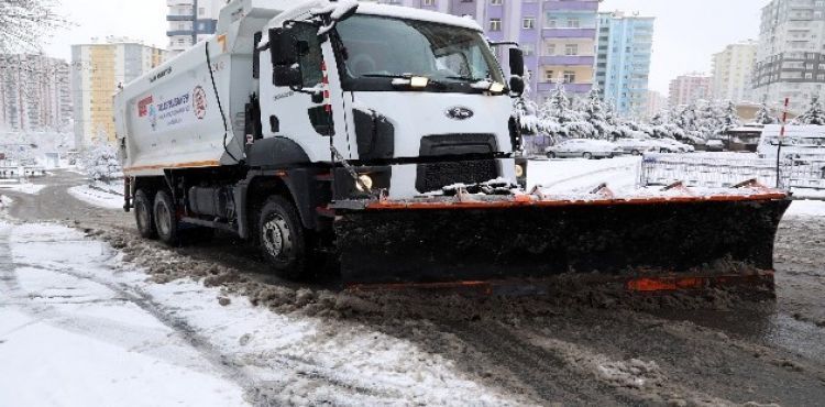 Talas'ta yeni sistemle 24 saat karla mücadele