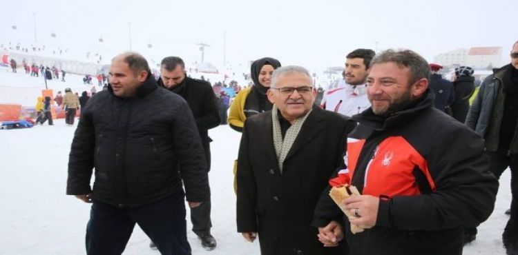 “Erciyes bu ilgi ile Anadolu'nun kış merkezi olduğunu ispatlamıştır”
