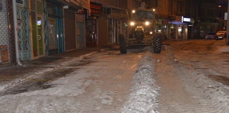Melikgazi’de kesintisiz ulaşım devam ediyor