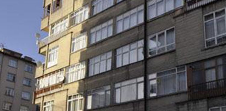 6. kattan atlayan genç hayatını kaybetti
