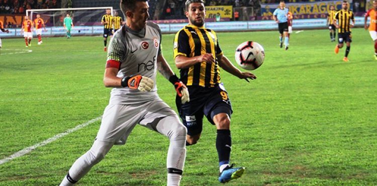 Galatasaray ikinci yarının perdesini Ankaragücü ile açıyor