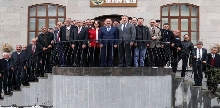 Vali Günaydın Talas’ta muhtarların sorunlarını dinledi