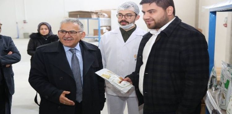 Başkan Büyükkılıç: “Çölyak hastalarının destekçisiyiz”