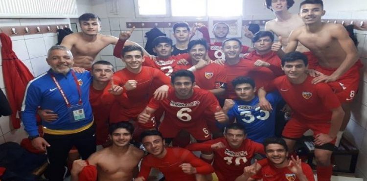 Kayserispor'un gençleri Göztepe'yi mağlup etti