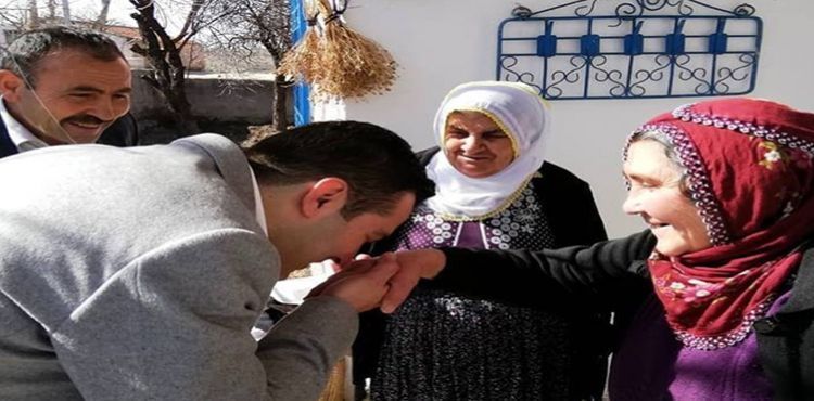 Özvarinli: Işıkları Sönen Kocasinan’ı Yeniden Aydınlatacağız
