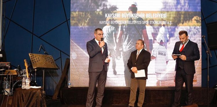 Kayseri'ye 'Yılın Mutlu Şehri' ödülü