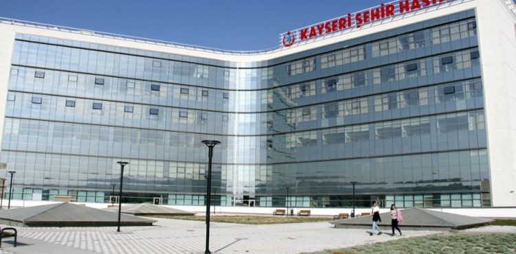 Şehir Hastanesi’nde ‘Nöbetçi Eczane’ Çilesi